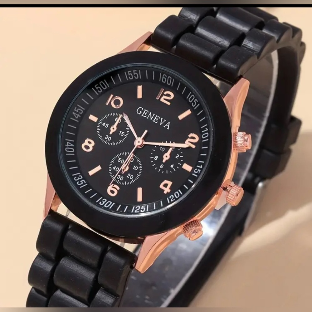 Black Band Silicone Unisex  Wrist Watch